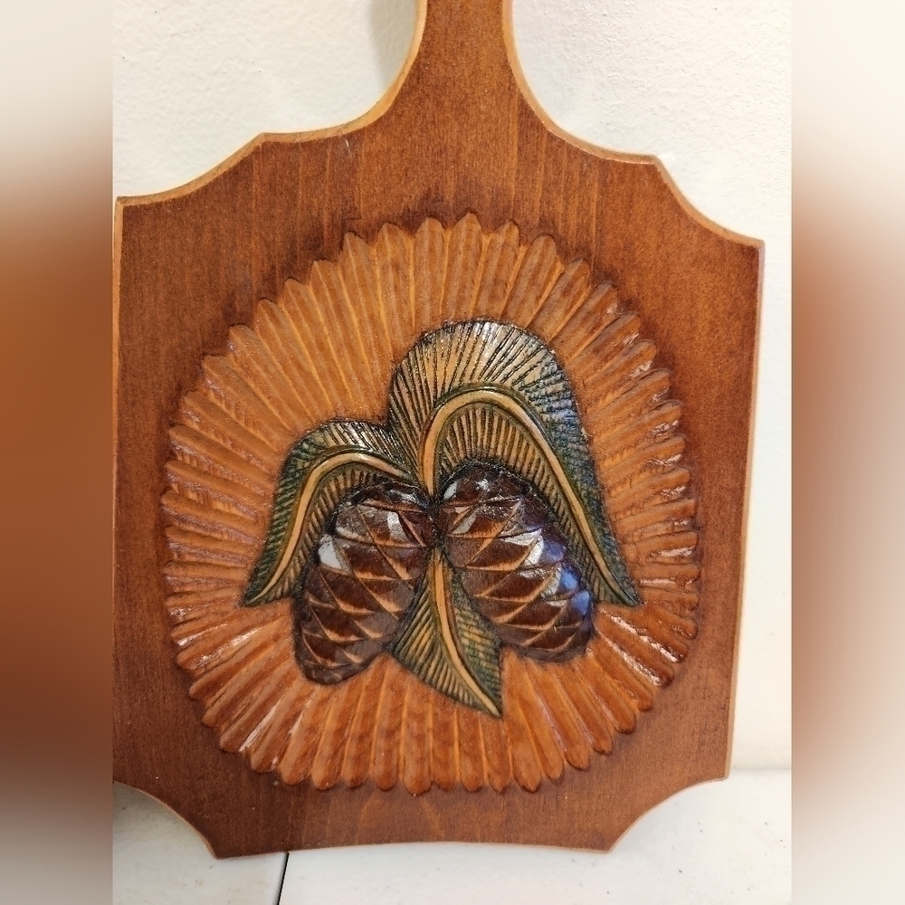 Wooden Etched Carvings - Picture 3 of 8